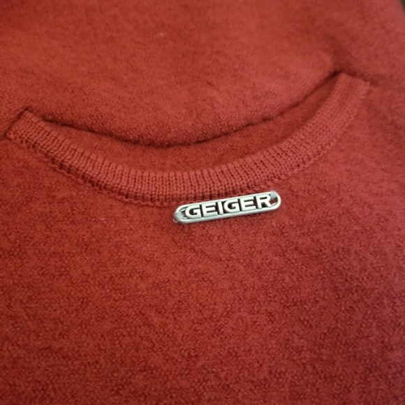 Geiger Button-Down Sweater or Jacket - Picture 5 of 5